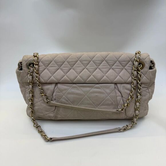 Chanel Women Pre-Loved Bag Very Good Condition - Picture 4 of 9